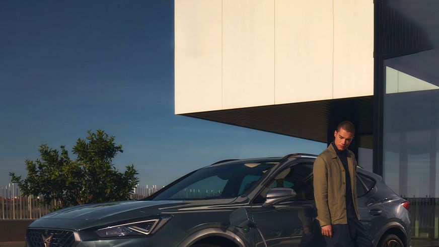 CUPRA Formentor e-Hybrid in voller Fahrt